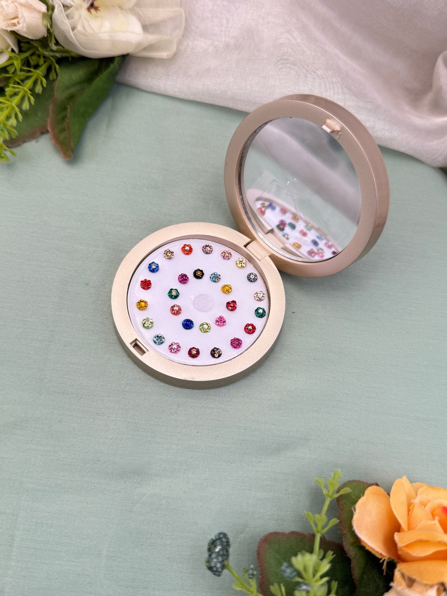 Luxurious Grand Bindi Box 482 - Mahilas