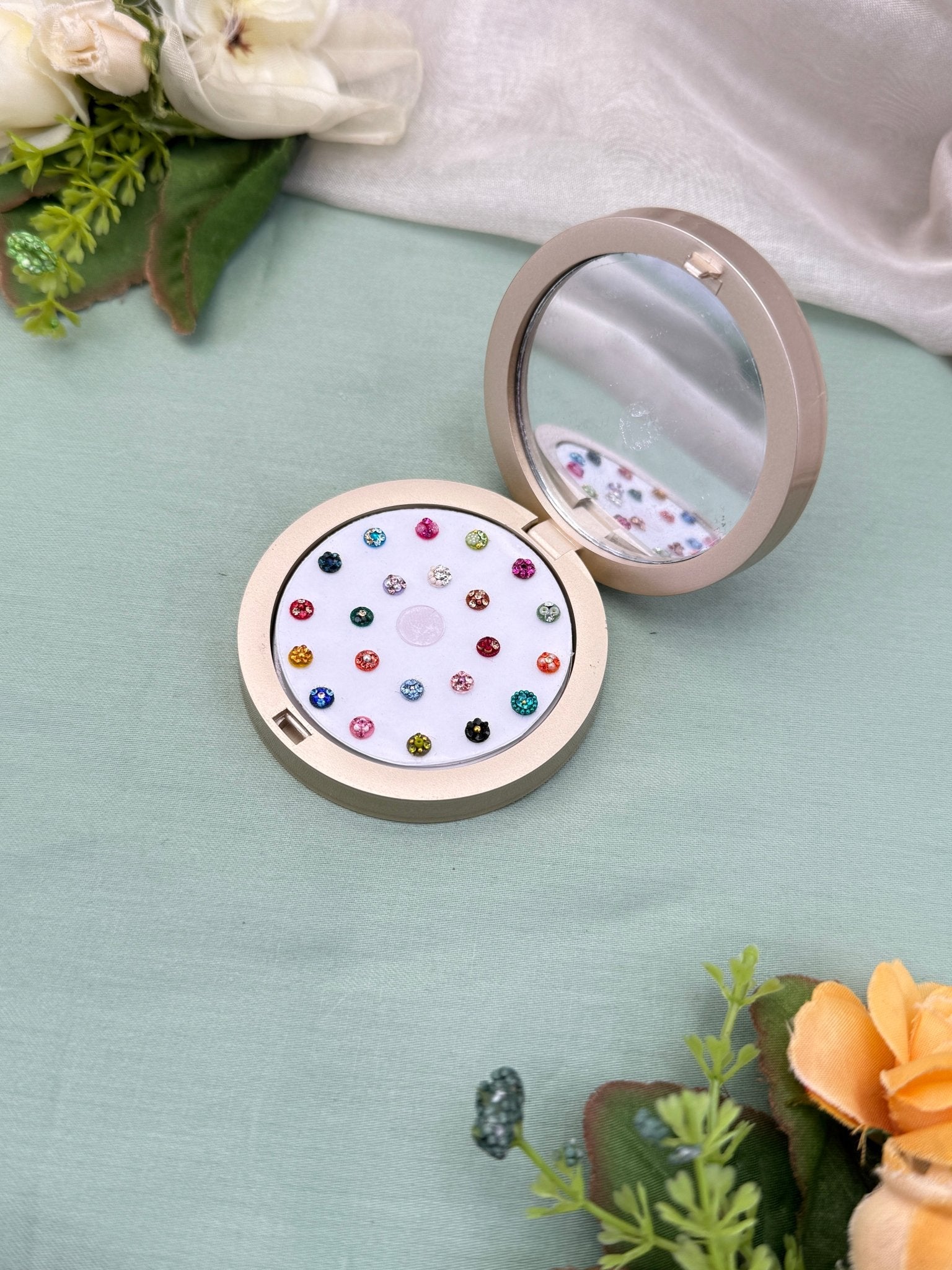 Luxurious Grand Bindi Box 487 - Mahilas