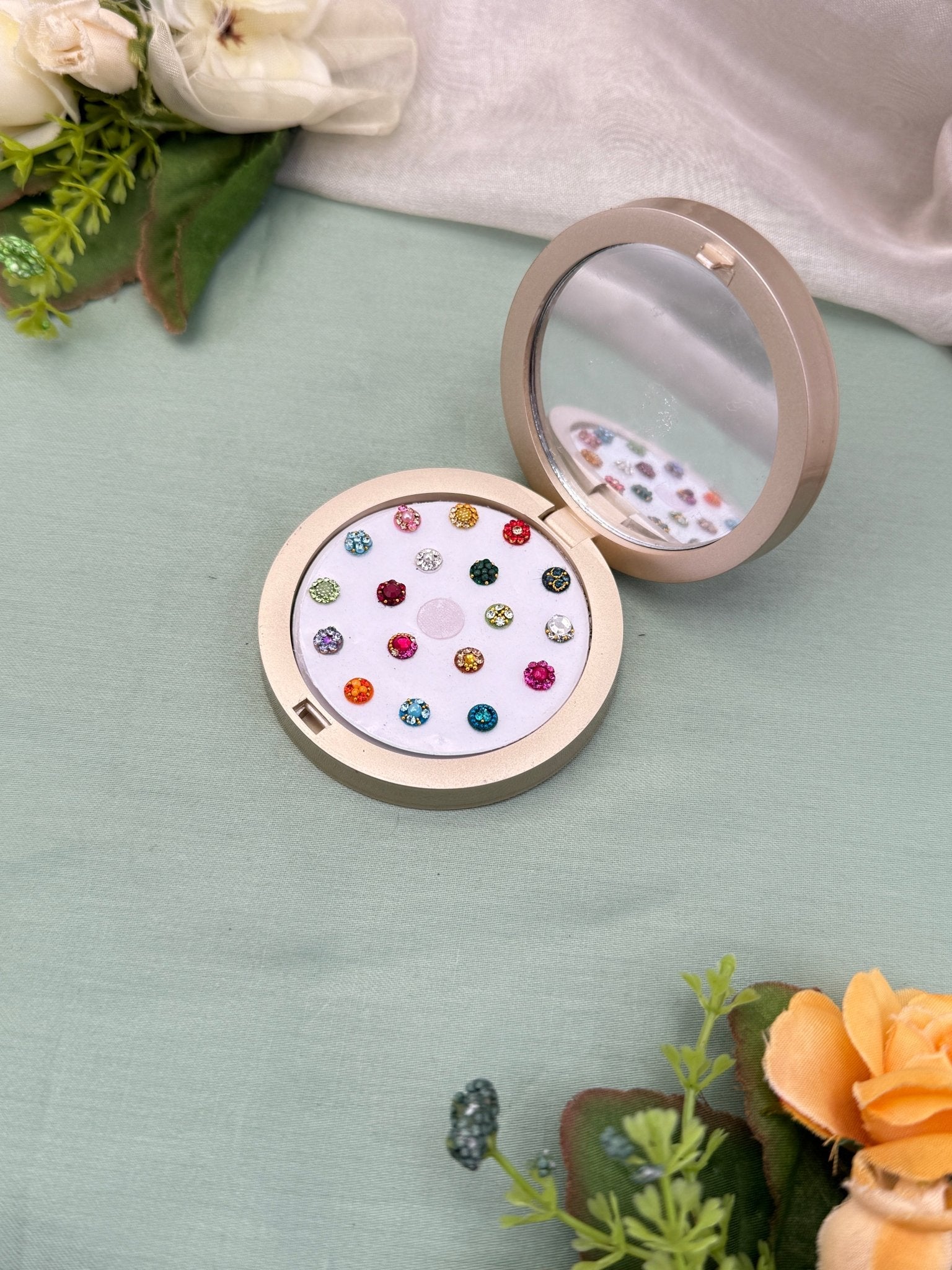 Luxurious Grand Bindi Box 488 - Mahilas