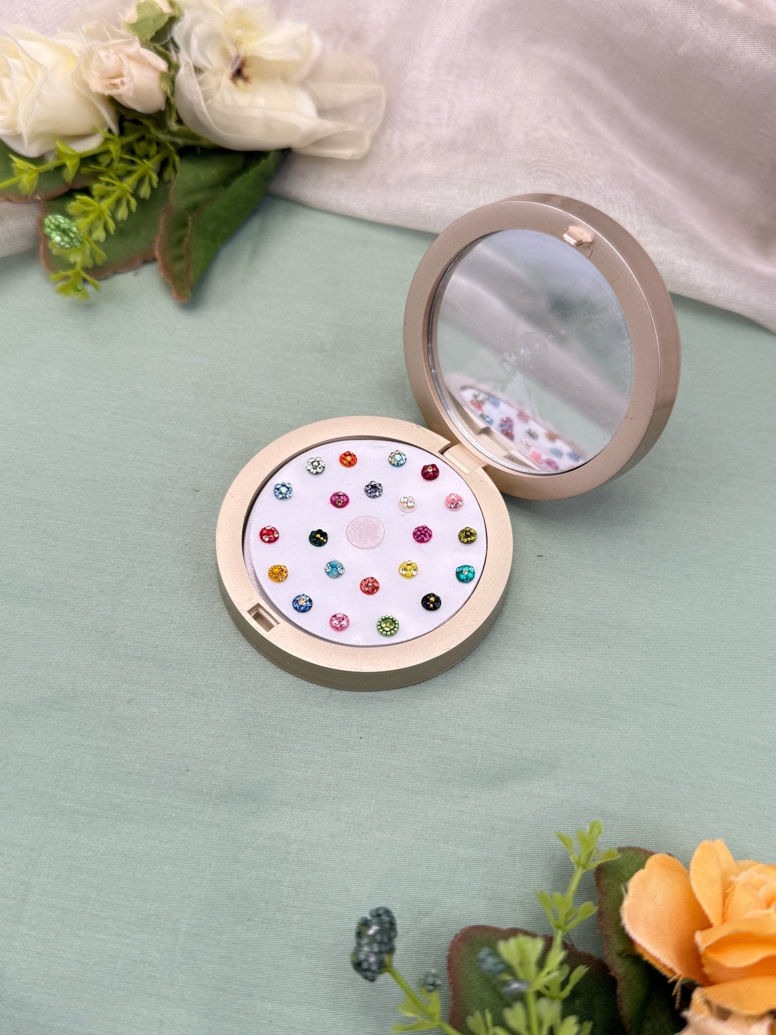 Luxurious Grand Bindi Box 493 - Mahilas