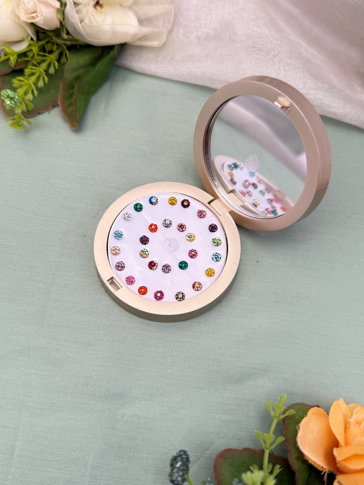 Luxurious Grand Bindi Box 518 - Mahilas