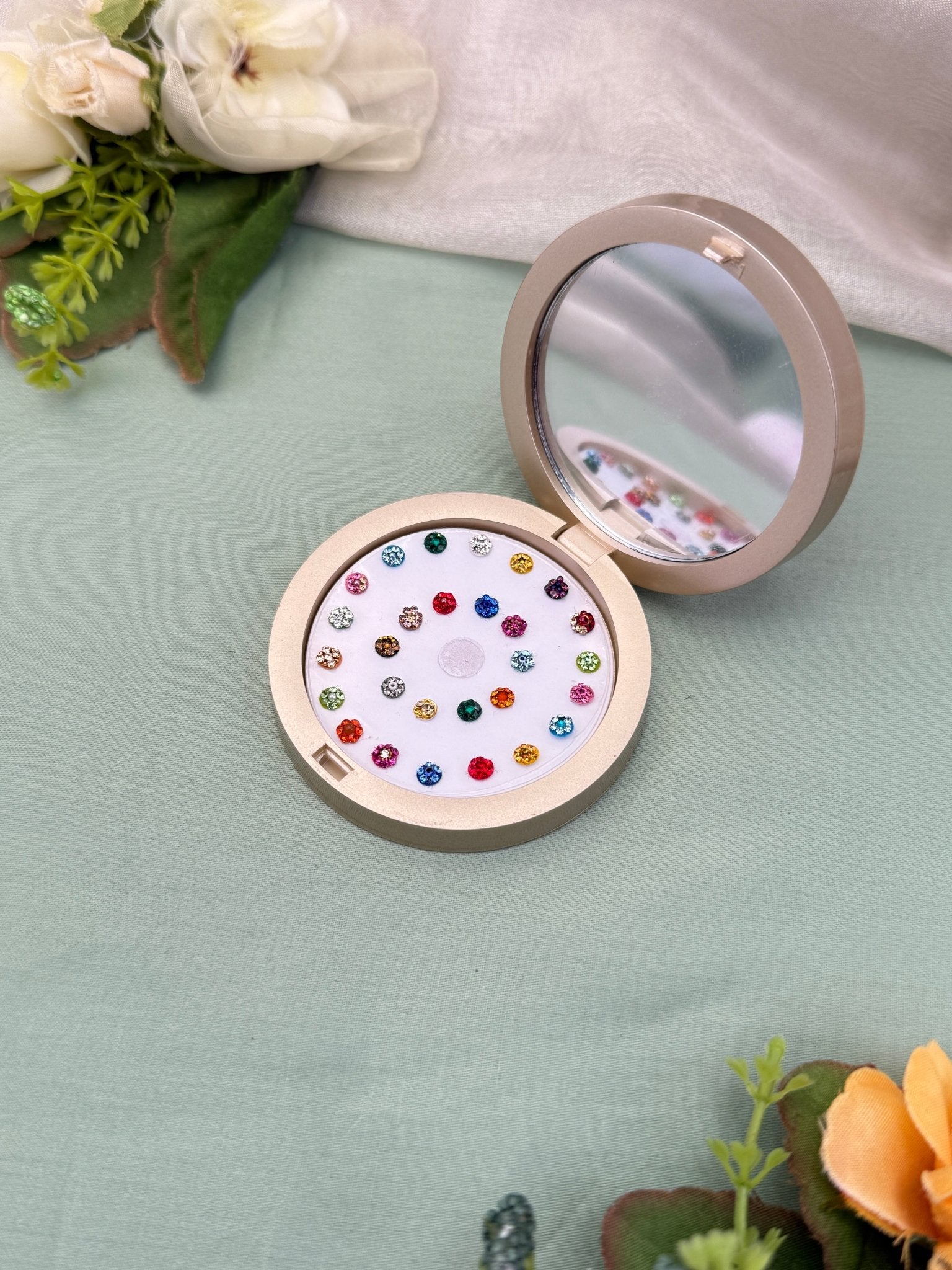 Luxurious Grand Bindi Box 519 - Mahilas