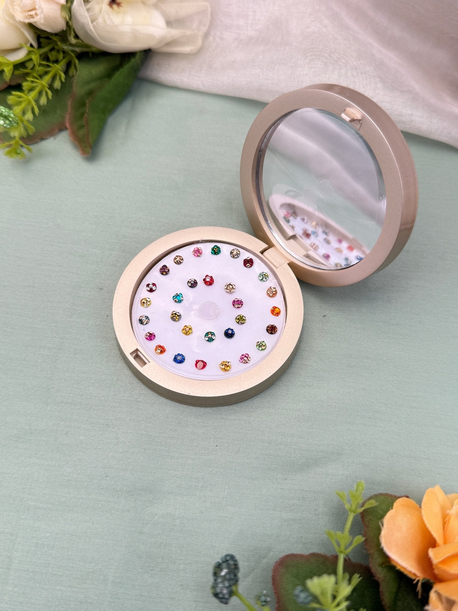 Luxurious Grand Bindi Box 520 - Mahilas