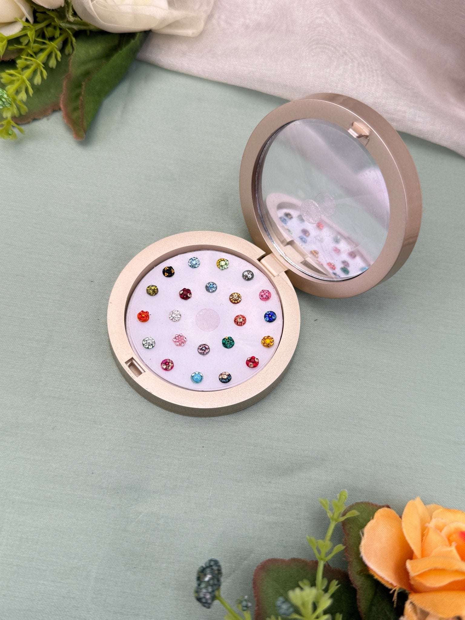 Luxurious Grand Bindi Box 526 - Mahilas