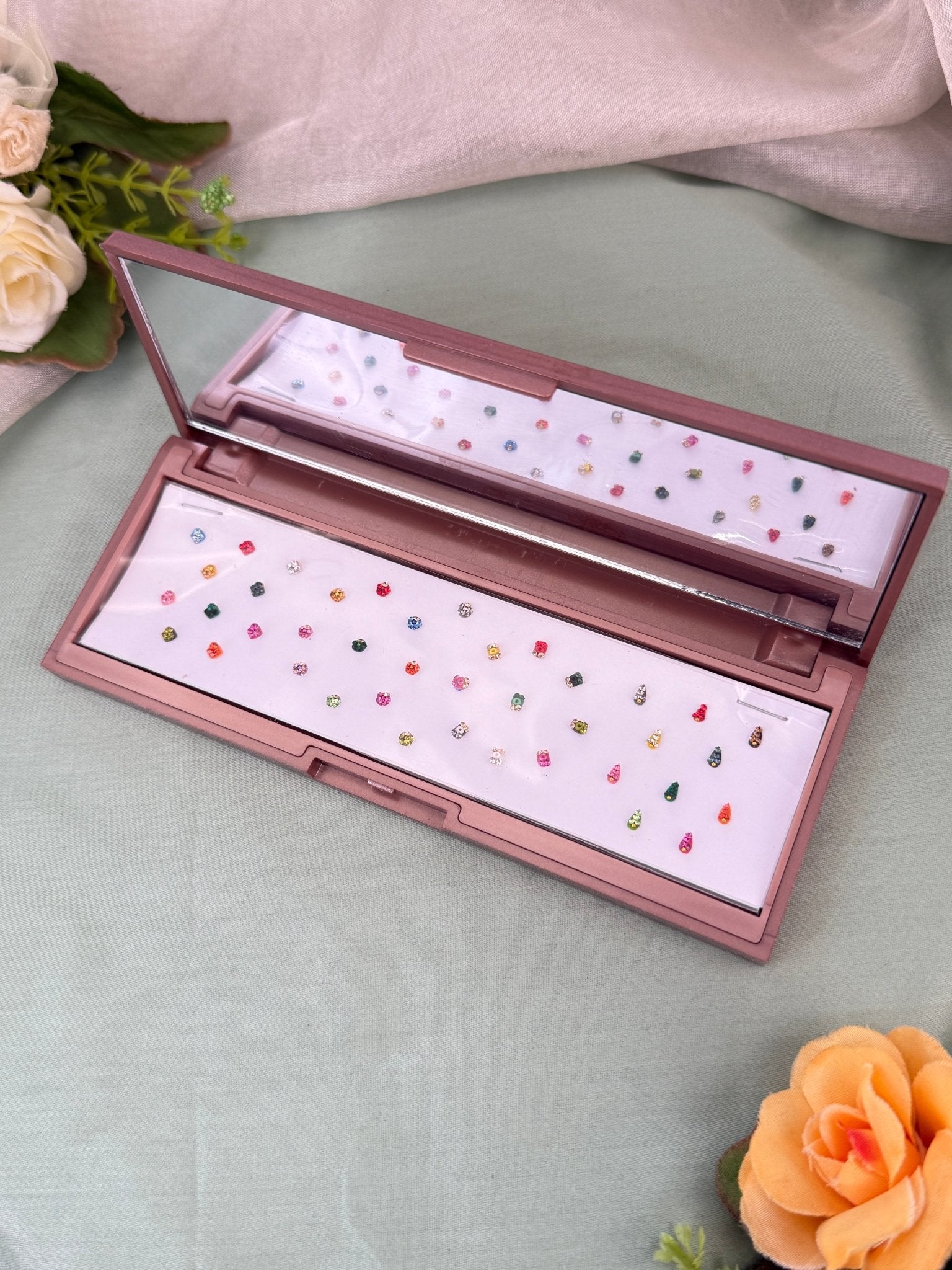 Luxurious Grand Bindi Box 636 - Mahilas