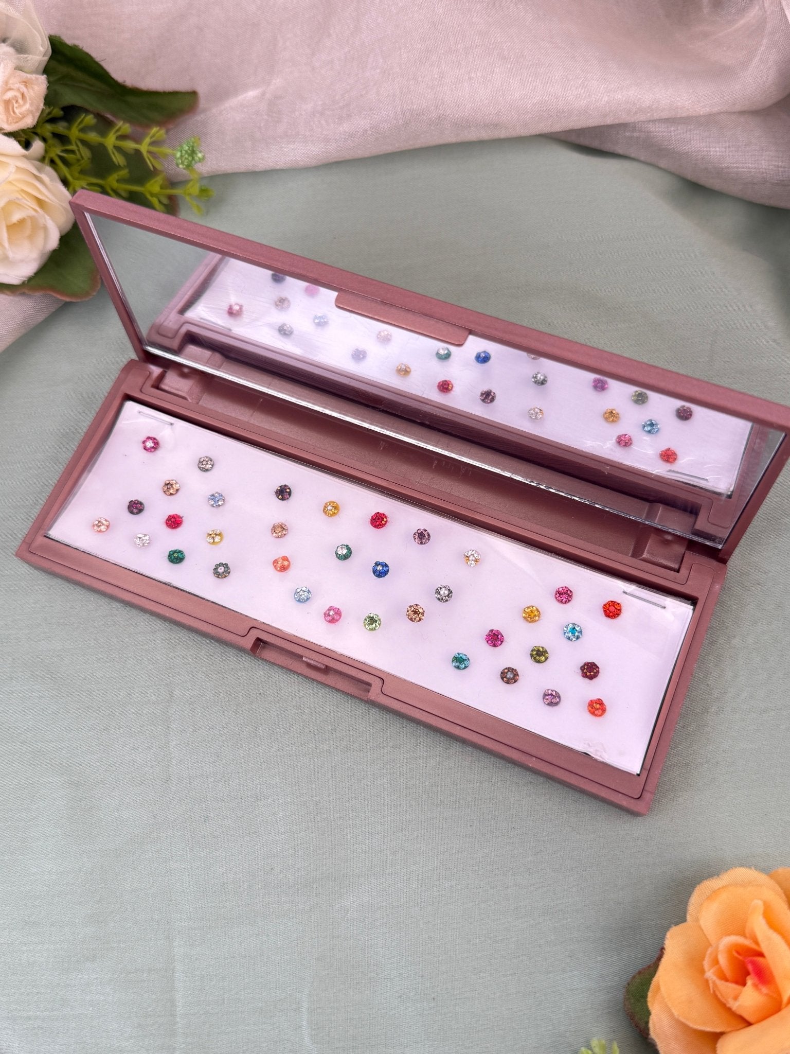 Luxurious Grand Bindi Box 646 - Mahilas