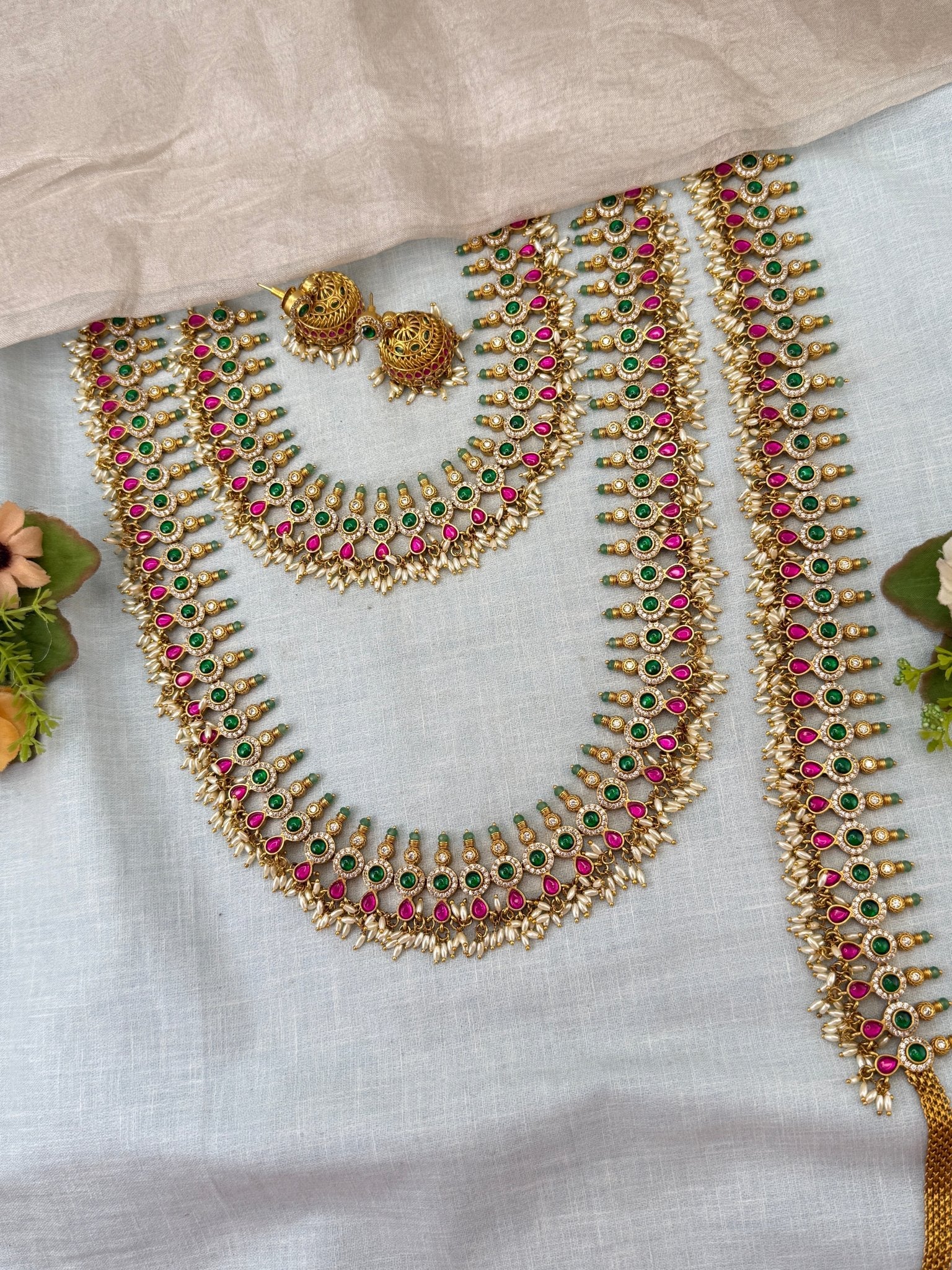 Luxurious Jadau Kundan Bridal Necklace Set 0987 - Mahilas