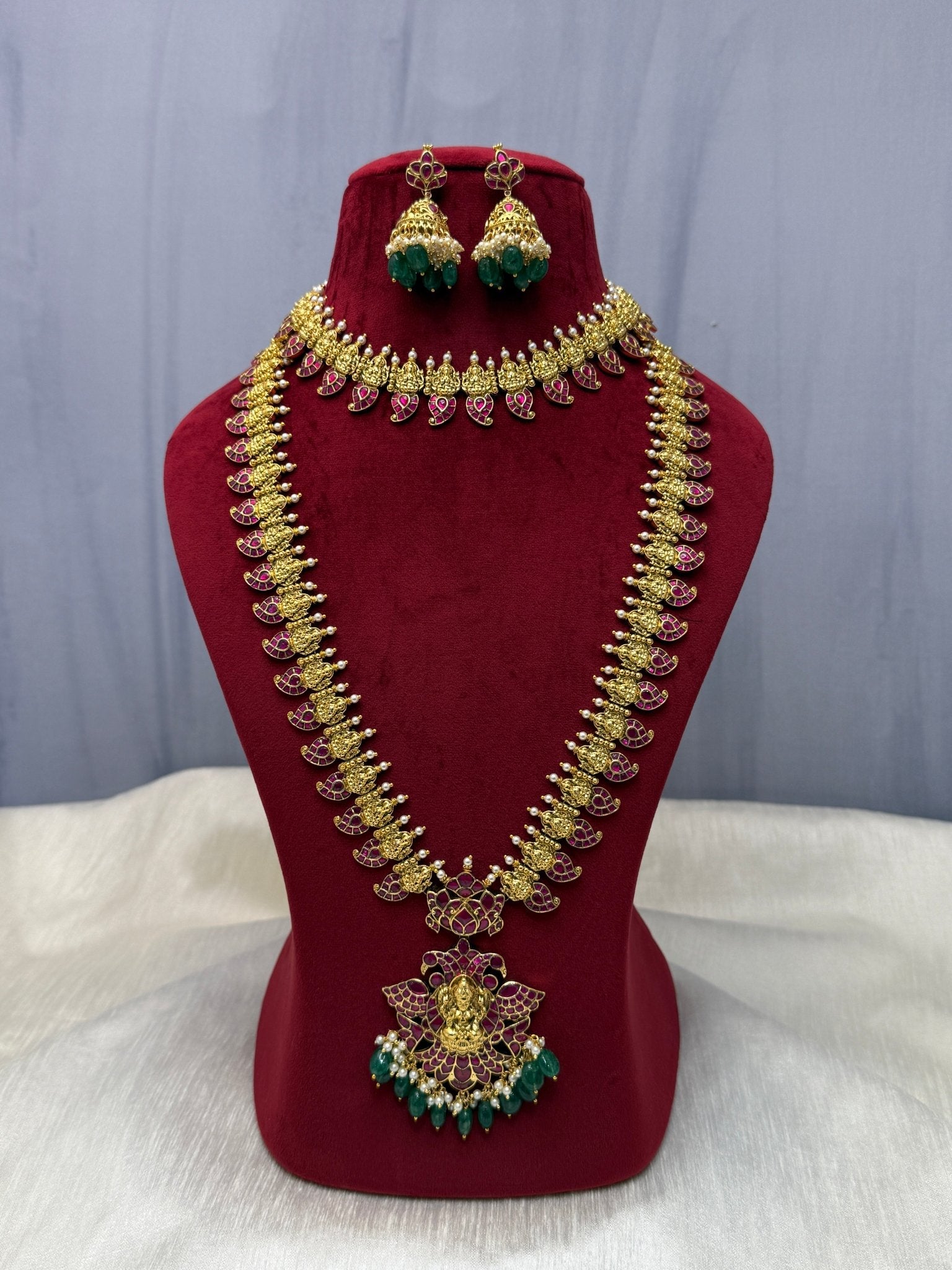 Luxurious Jadau Kundan Bridal Necklace Set 277 - Mahilas
