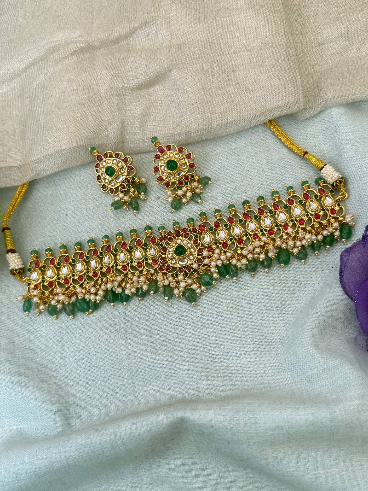 Luxurious Jadau Kundan Choker Necklace Set 0994 - Mahilas
