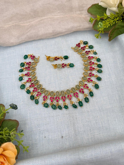 Luxurious Jadau Kundan Choker Style Necklace Set 586 - Mahilas