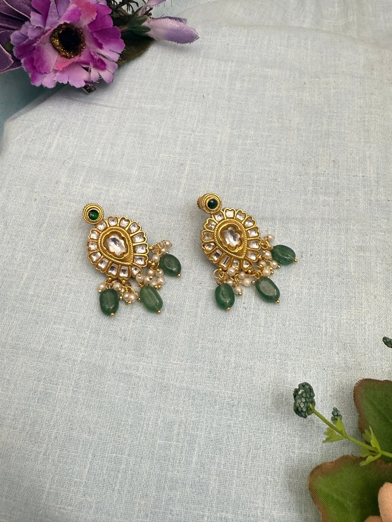 Luxurious Jadau Kundan Earrings Reversible Stud Earrings 1215 - Mahilas