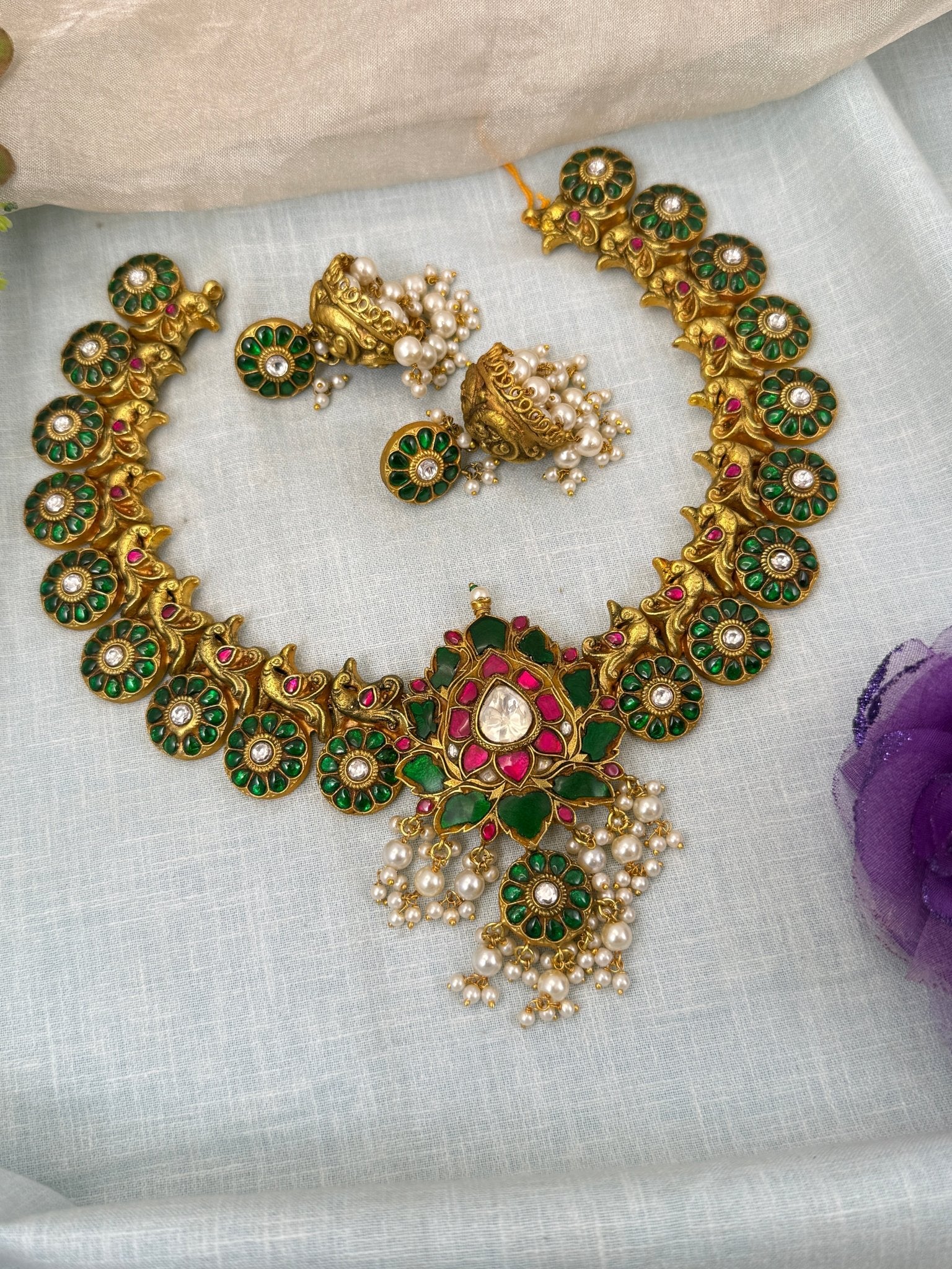 Luxurious Jadau Kundan Lotus Necklace Set 611 - Mahilas