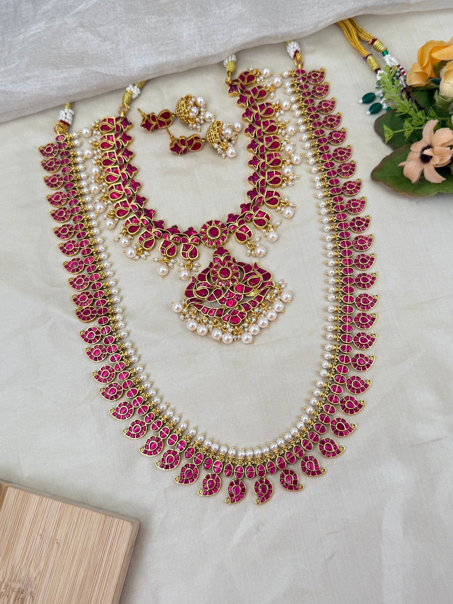 Luxurious Jadau Kundan Mango Bridal Necklace Set 620 - Mahilas