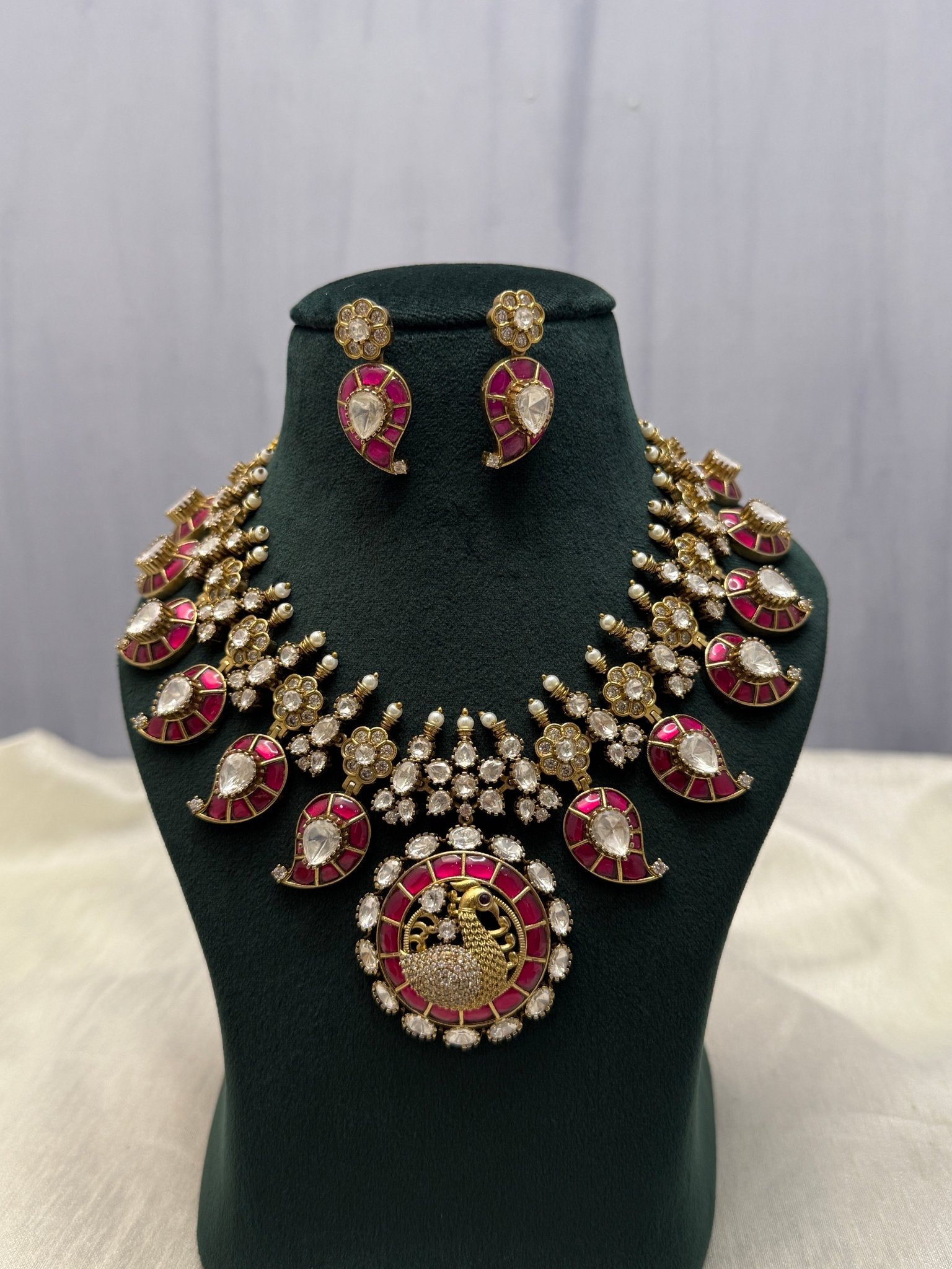 Luxurious Jadau Kundan Necklace Set 347 - Mahilas