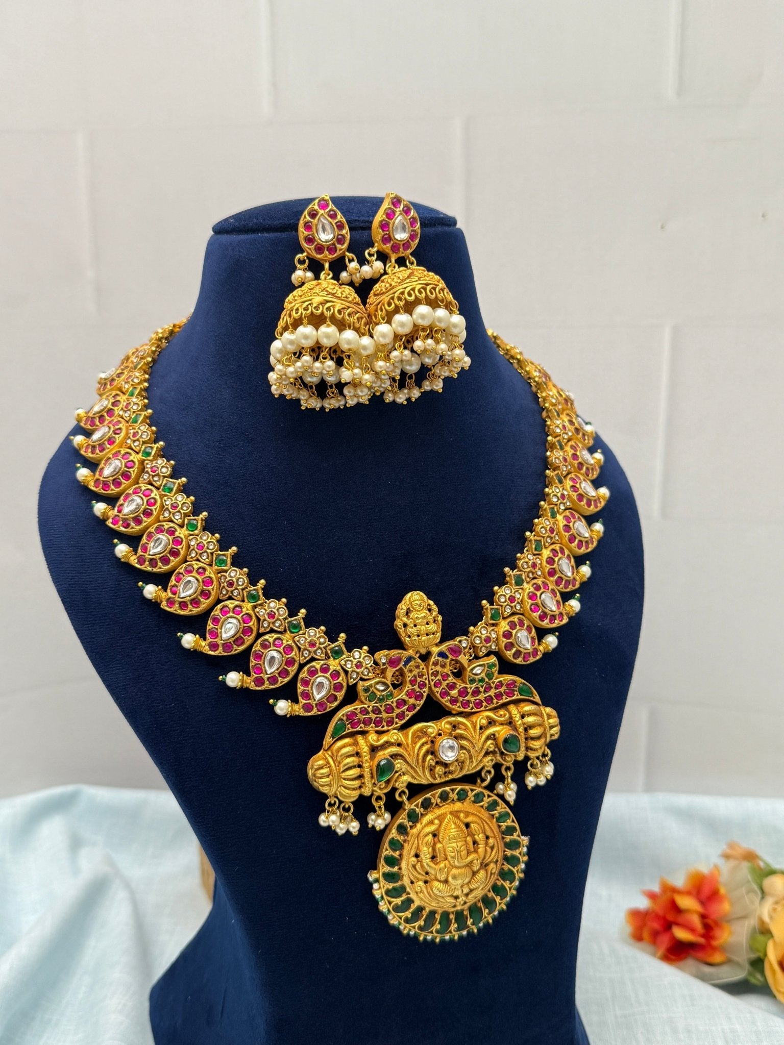 Luxurious Jadau Kundan Necklace Set 407 - Mahilas