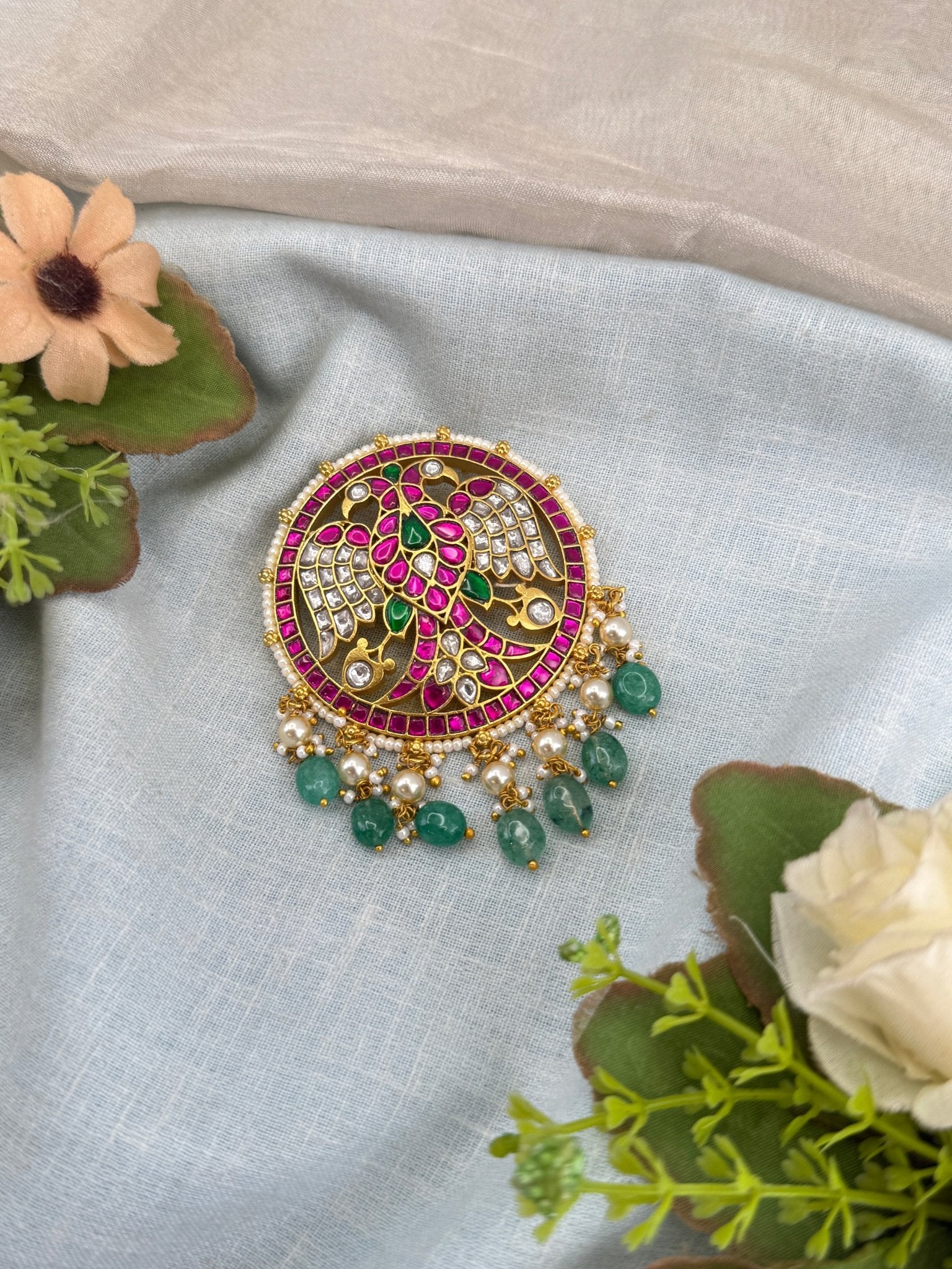 Luxurious Jadau Kundan Pendant 370 - Mahilas
