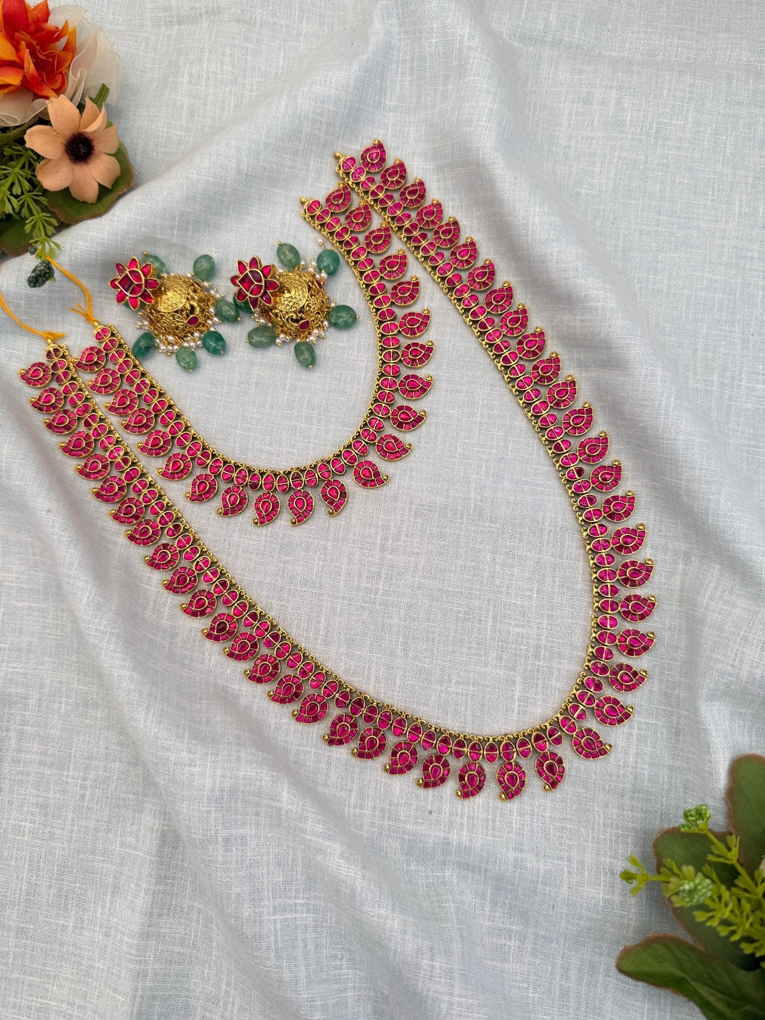 Luxurious Jadau Kundan Semi Bridal Necklace Set 496 - Mahilas