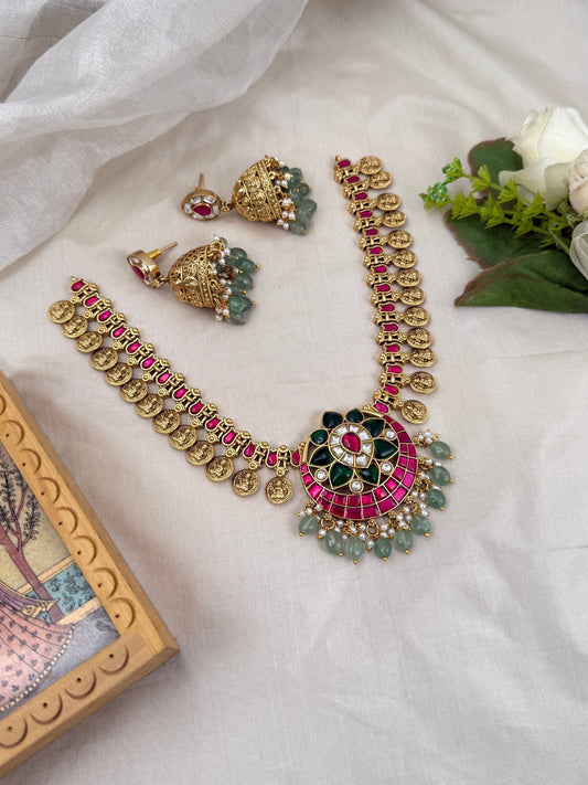 Luxurious Jadau Kundan Short Necklace Set 542 - Mahilas
