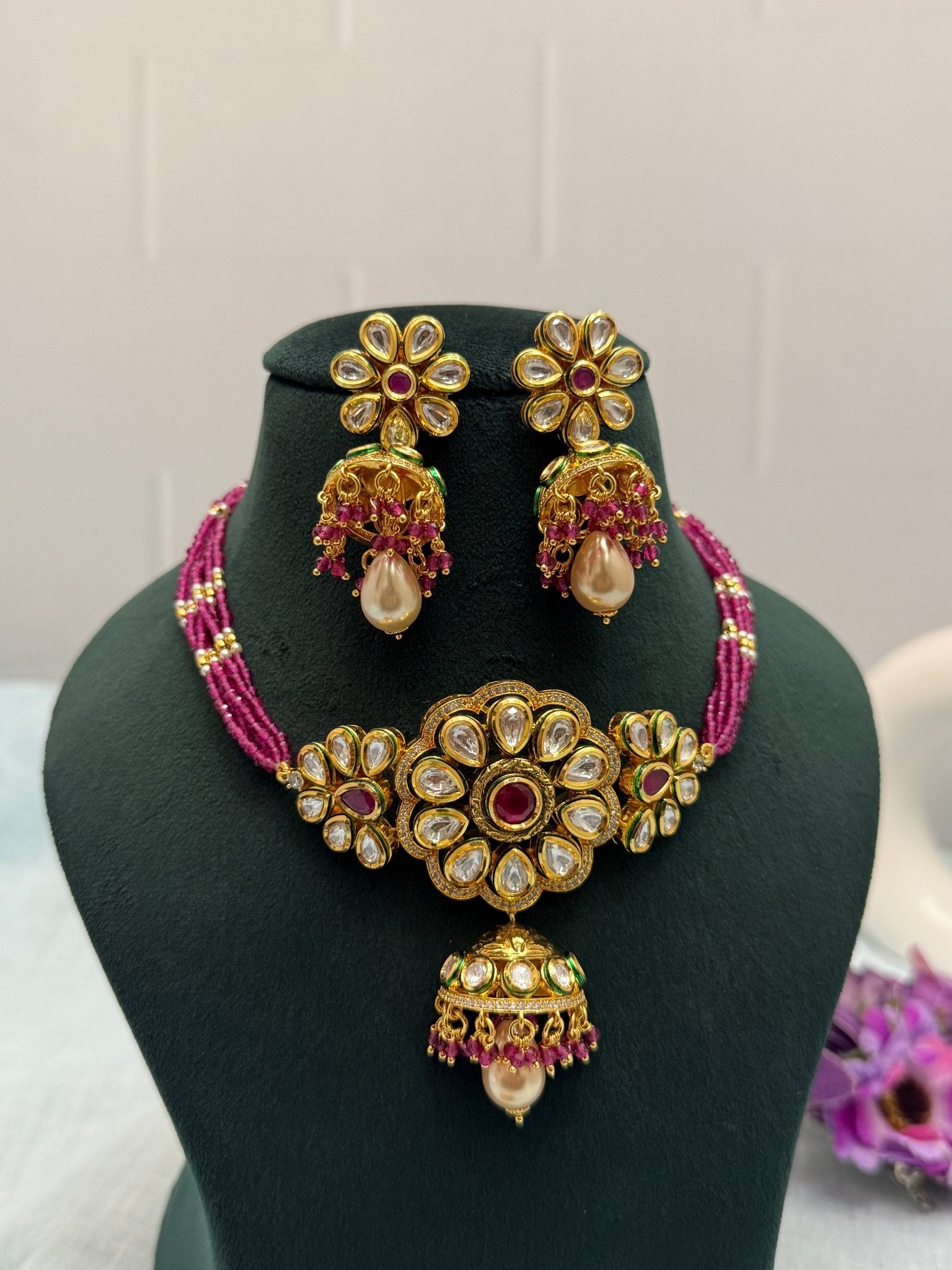 Luxurious Kundan Choker Necklace Set 437 - Mahilas