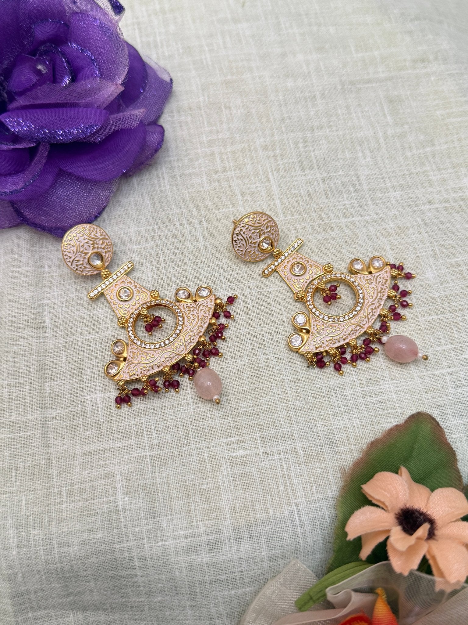 Luxurious Kundan Earrings 1195 - Mahilas
