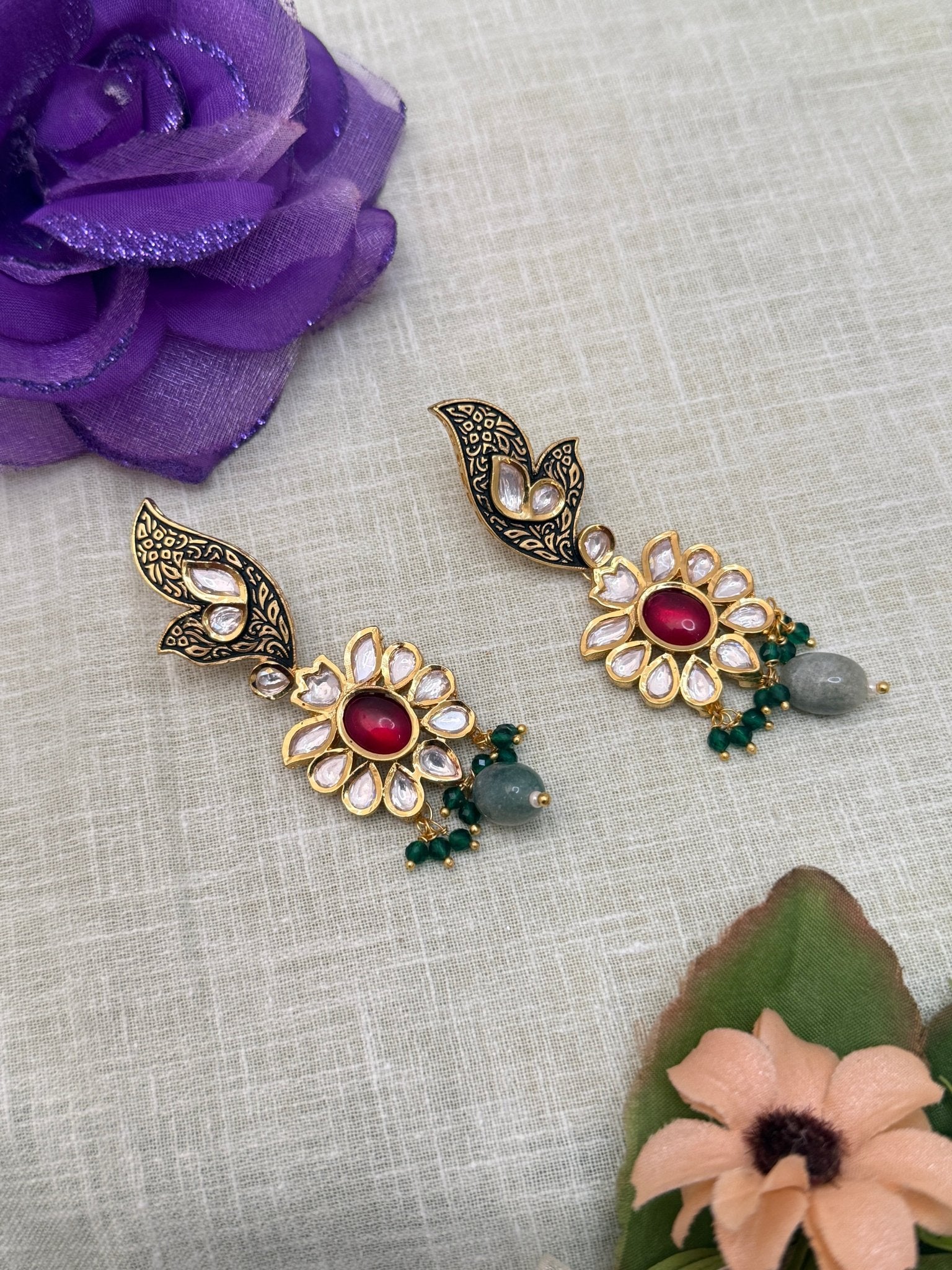 Luxurious Kundan Earrings 1196 - Mahilas