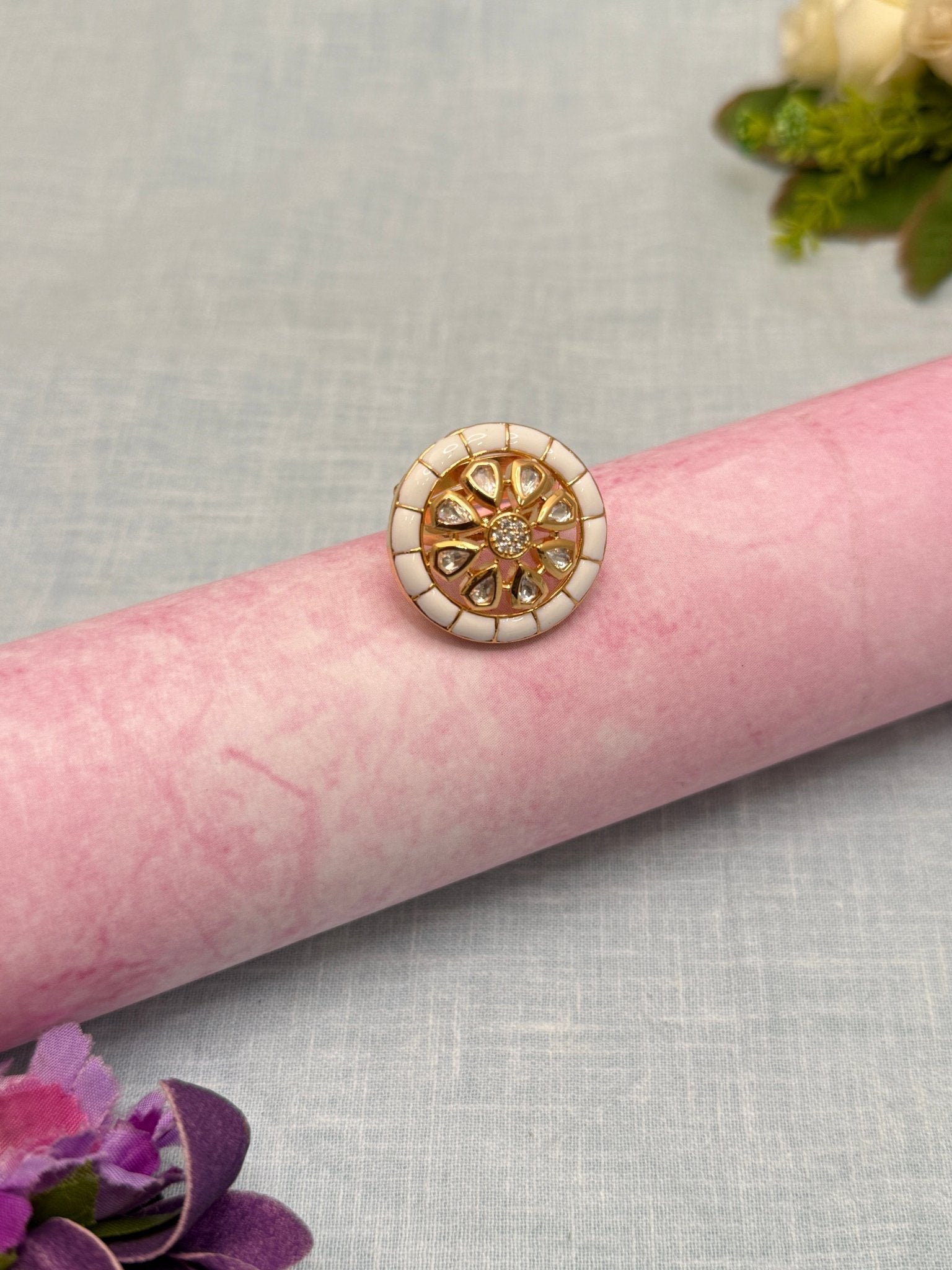 Luxurious Kundan Finger Ring 205 - Mahilas