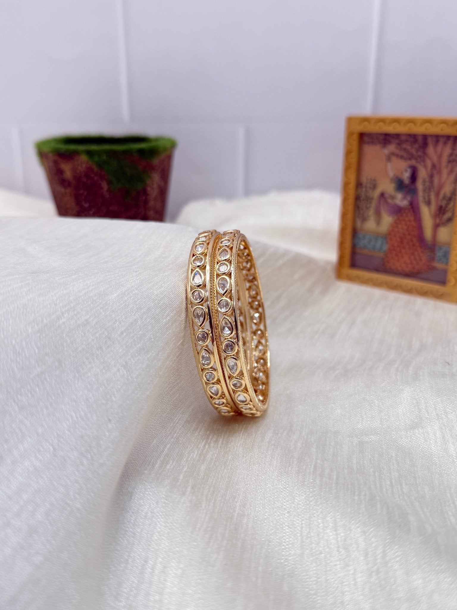 Luxurious Kundan Kada Bangle 1079 - Mahilas