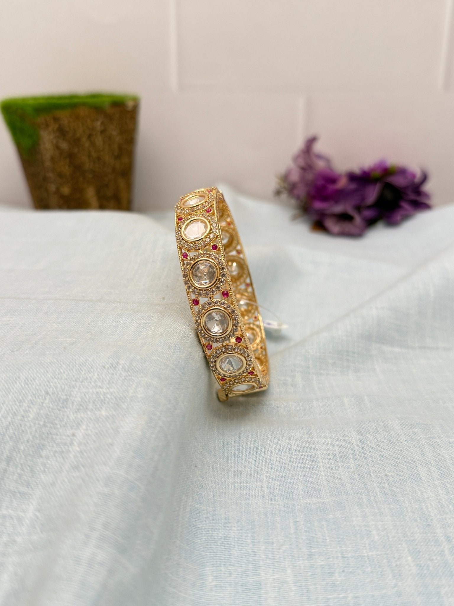 Luxurious Kundan Kada Bangle 1091 - Mahilas