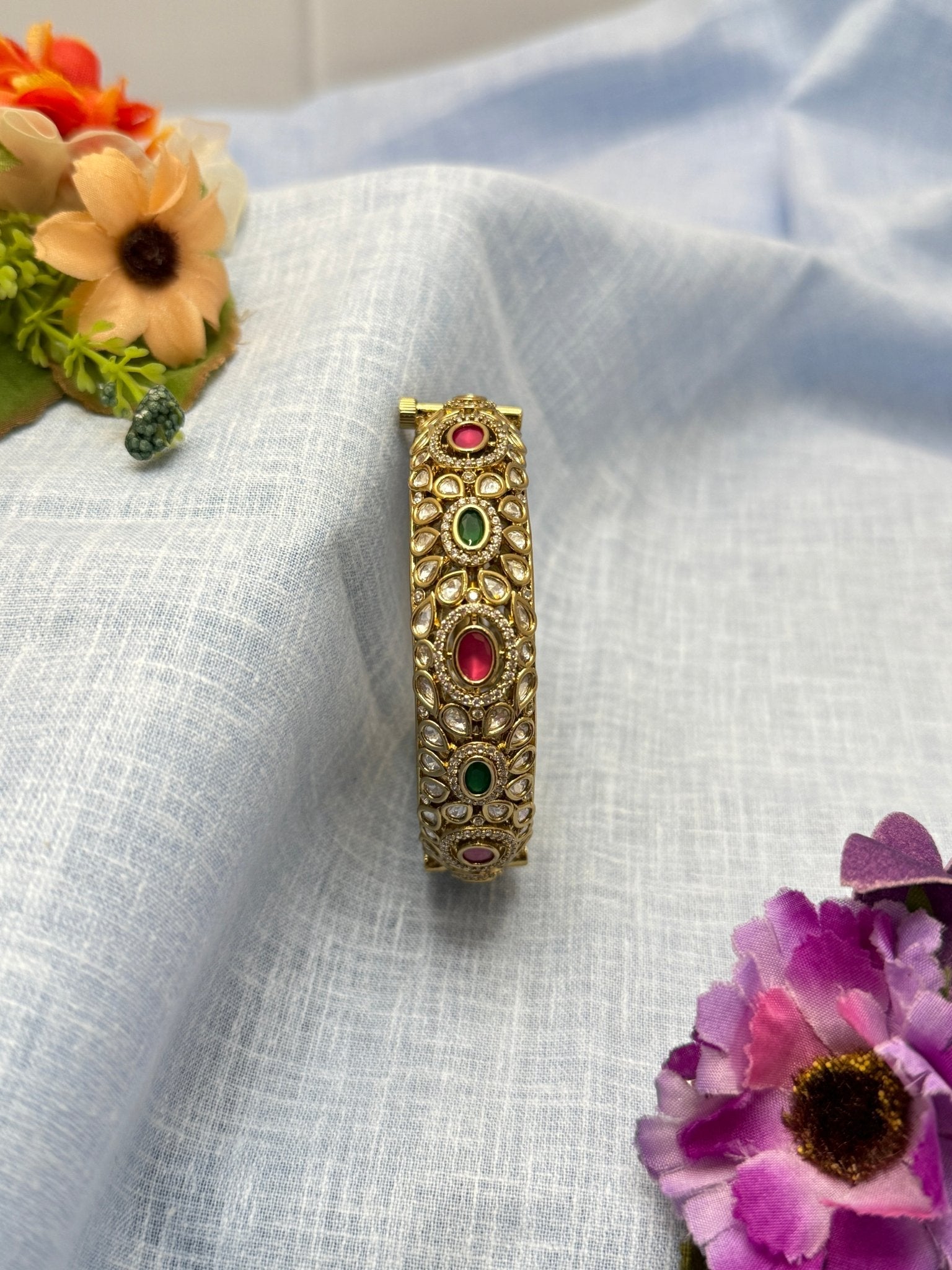Luxurious Kundan Kada Bangle 1099 - Mahilas