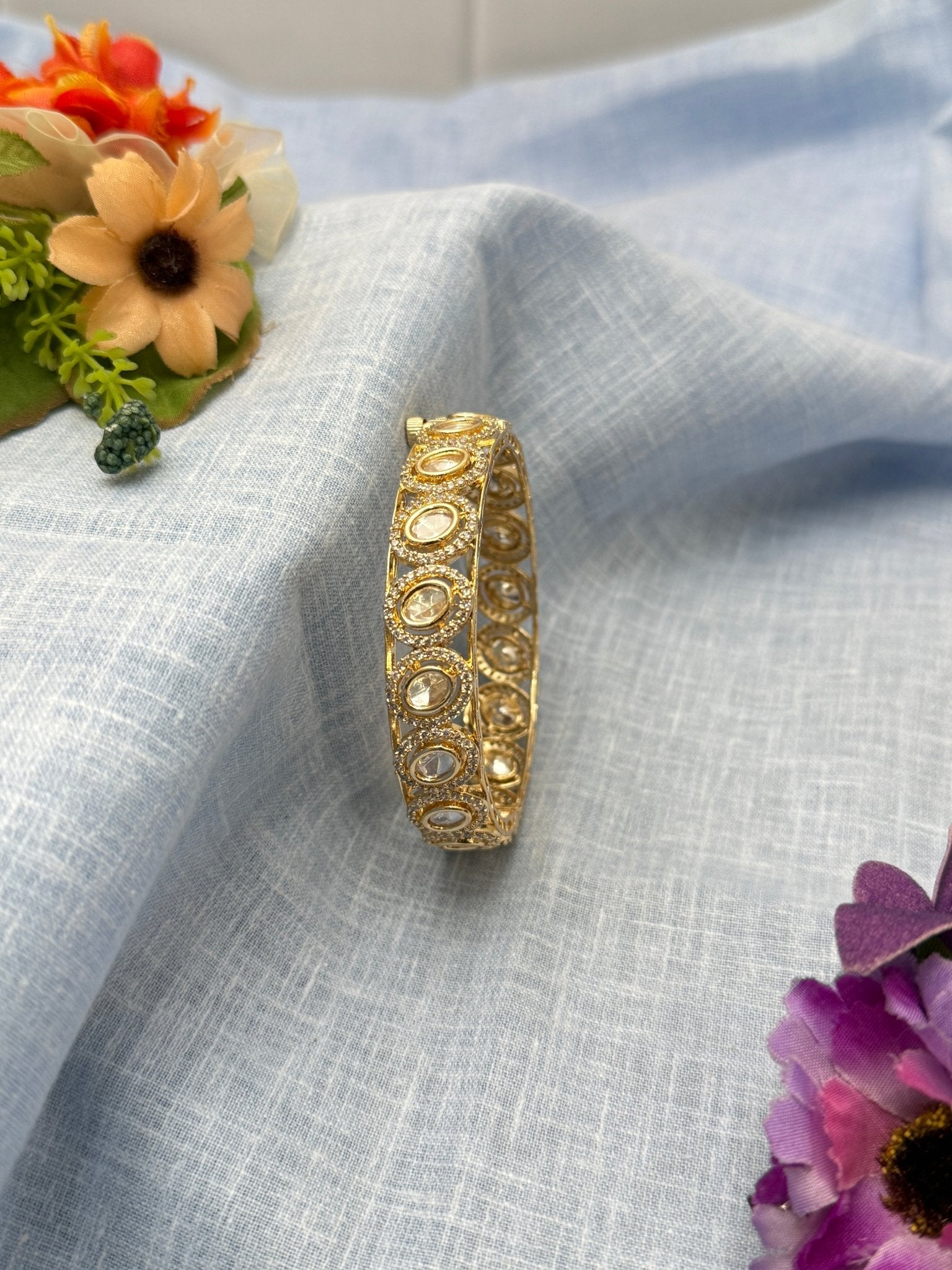 Luxurious Kundan Kada Bangle 1126 - Mahilas