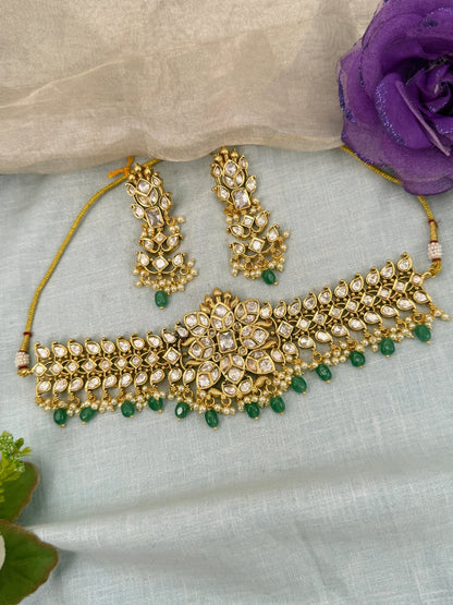 Luxurious Kundan Short Necklace Set 0718 - Mahilas