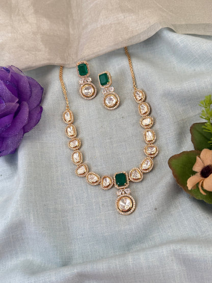 Luxurious Kundan Short Necklace Set 0722 - Mahilas