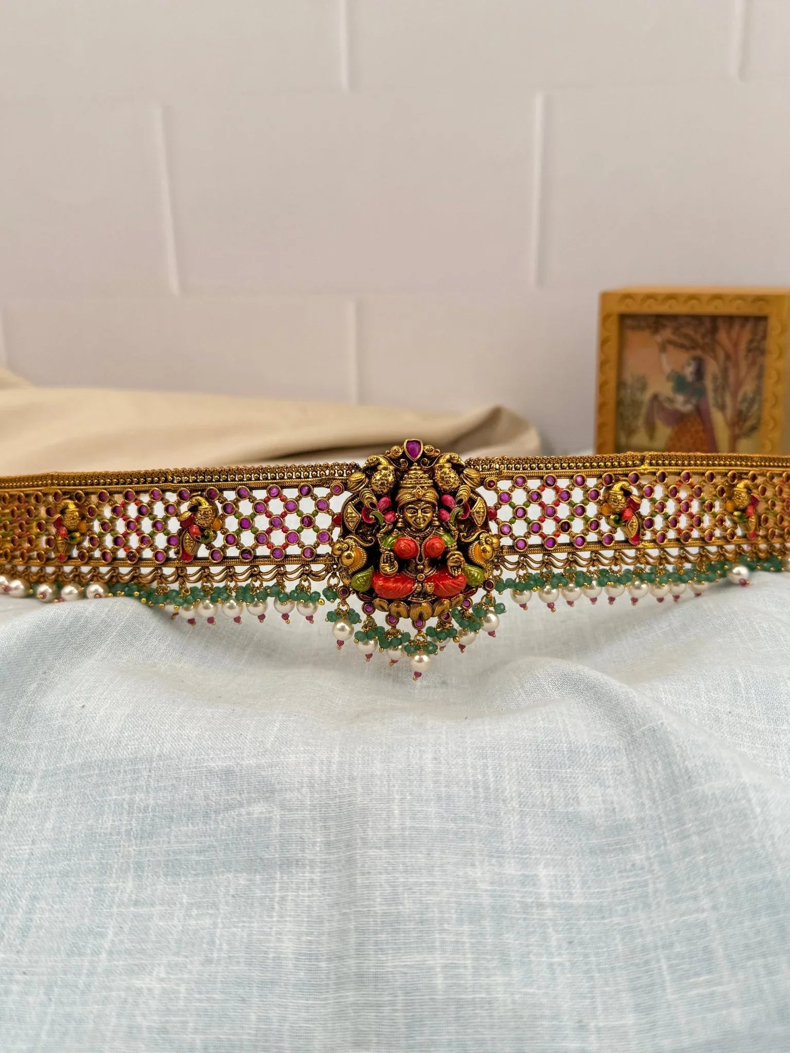 Luxurious Lakshmi Peacock Vaddanam Kamarbandh 7114 - Mahilas