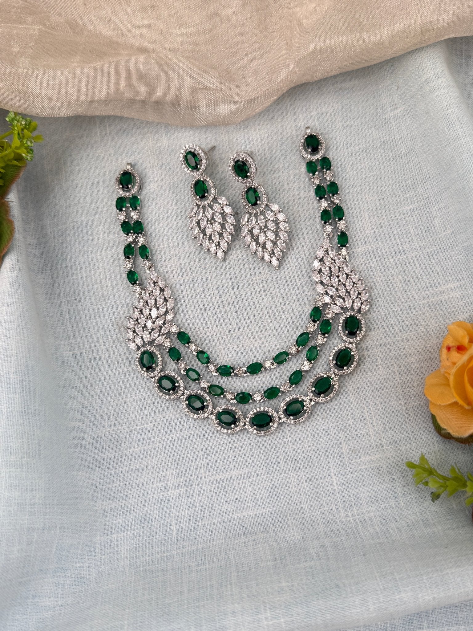 Luxurious Layer Stone Short Necklace Set 613 - Mahilas