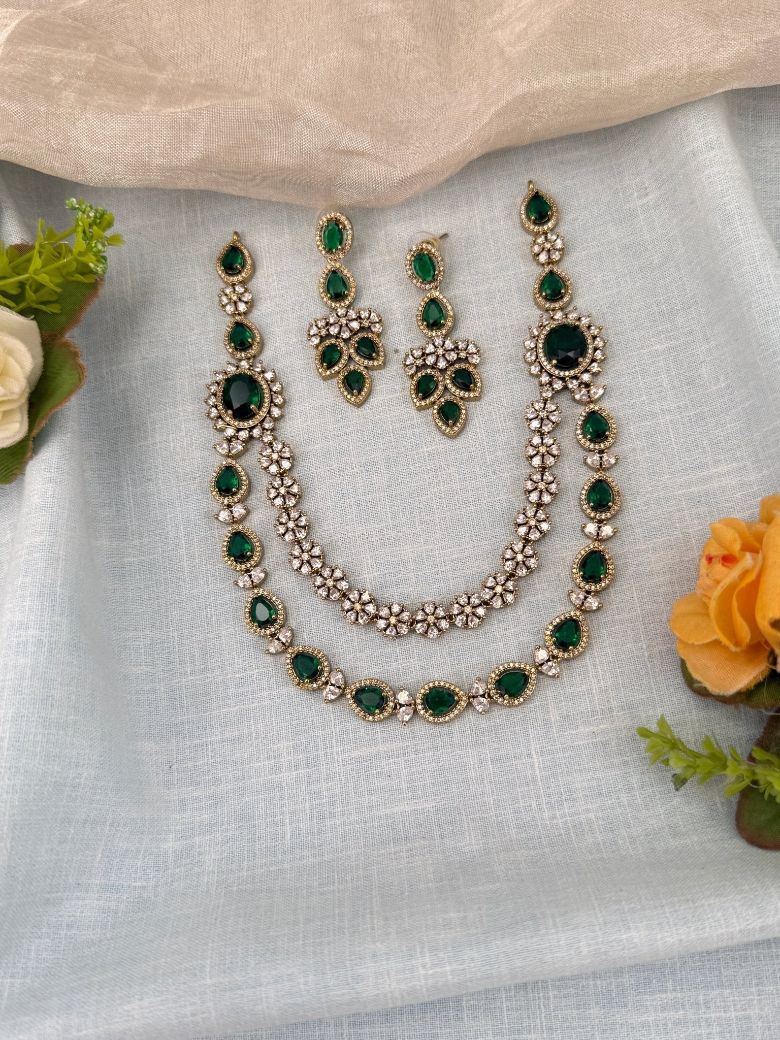 Luxurious Layer Victorian Stone Short Necklace Set 607 - Mahilas