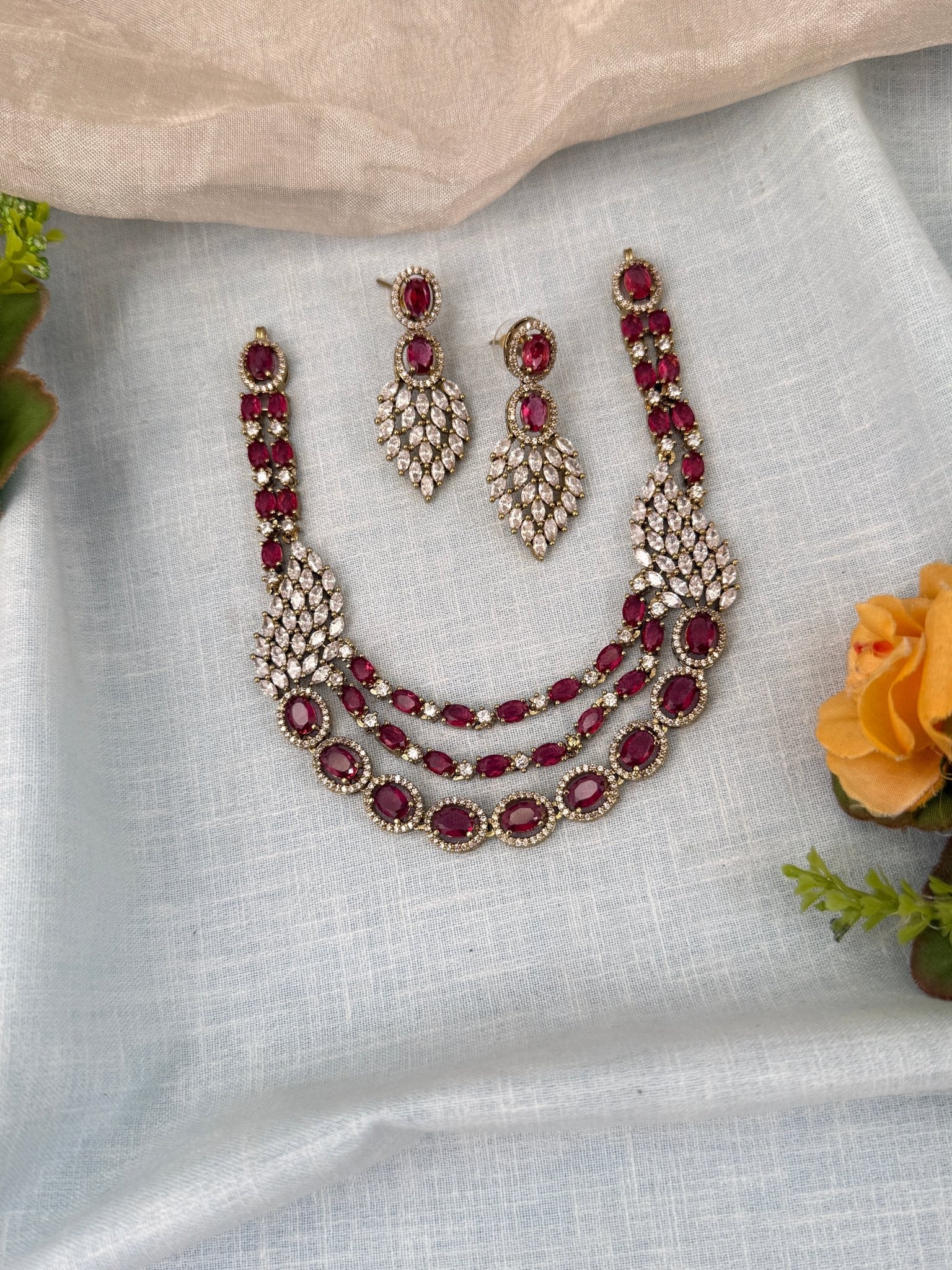 Luxurious Layer Victorian Stone Short Necklace Set 609 - Mahilas