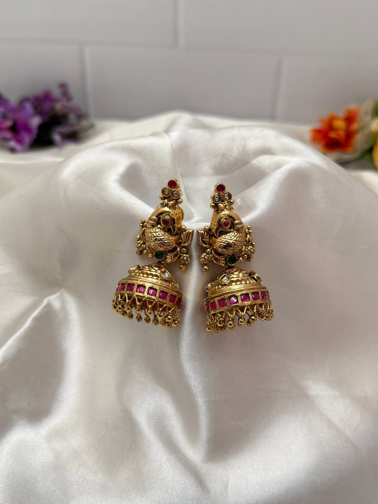 Luxurious Light Weight Antique Jhumka Earrings 0177 - Mahilas