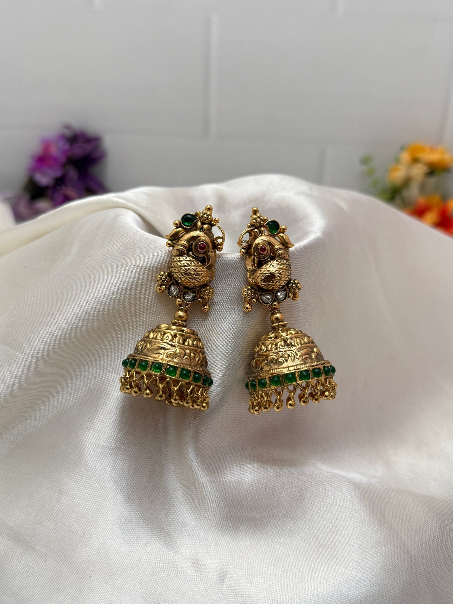 Luxurious Light Weight Antique Jhumka Earrings 0178 - Mahilas