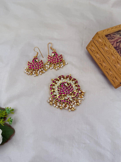 Luxurious Peacock Jadau Kundan Reversible Pendant With Earrings 155 - 6 cm - Mahilas