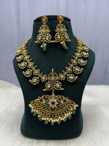 Luxurious Reversible Bridal Mango Jadau Kundan Short Necklace 325 - Mahilas