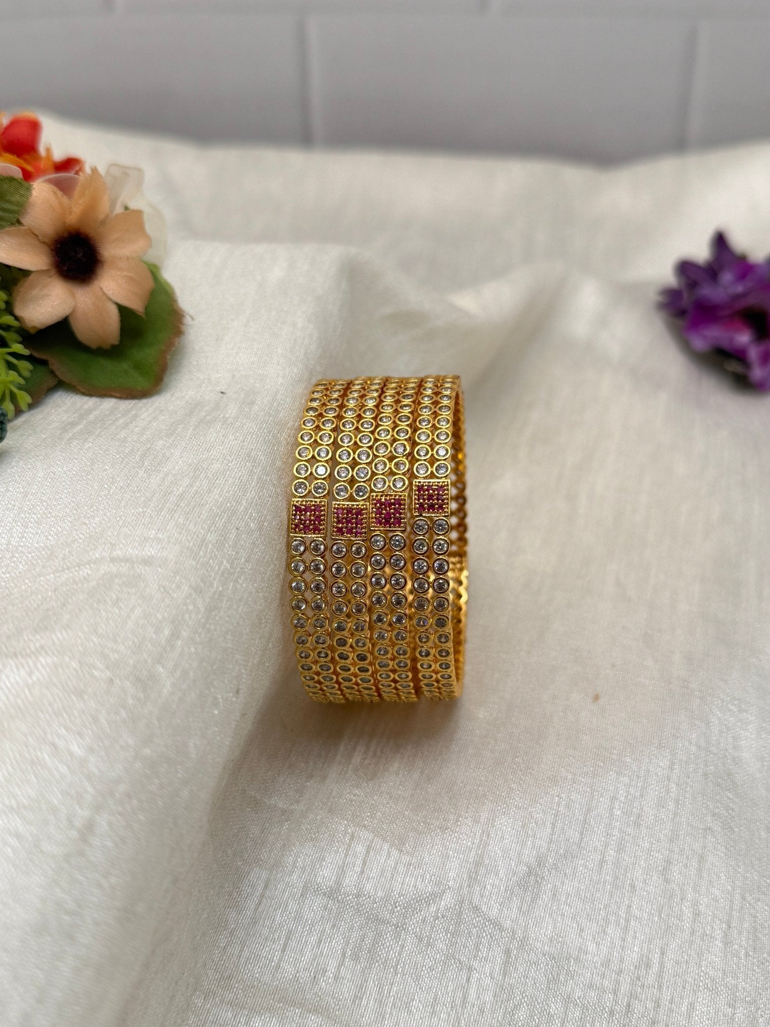 Luxurious Stone Bangles 6956 - Mahilas