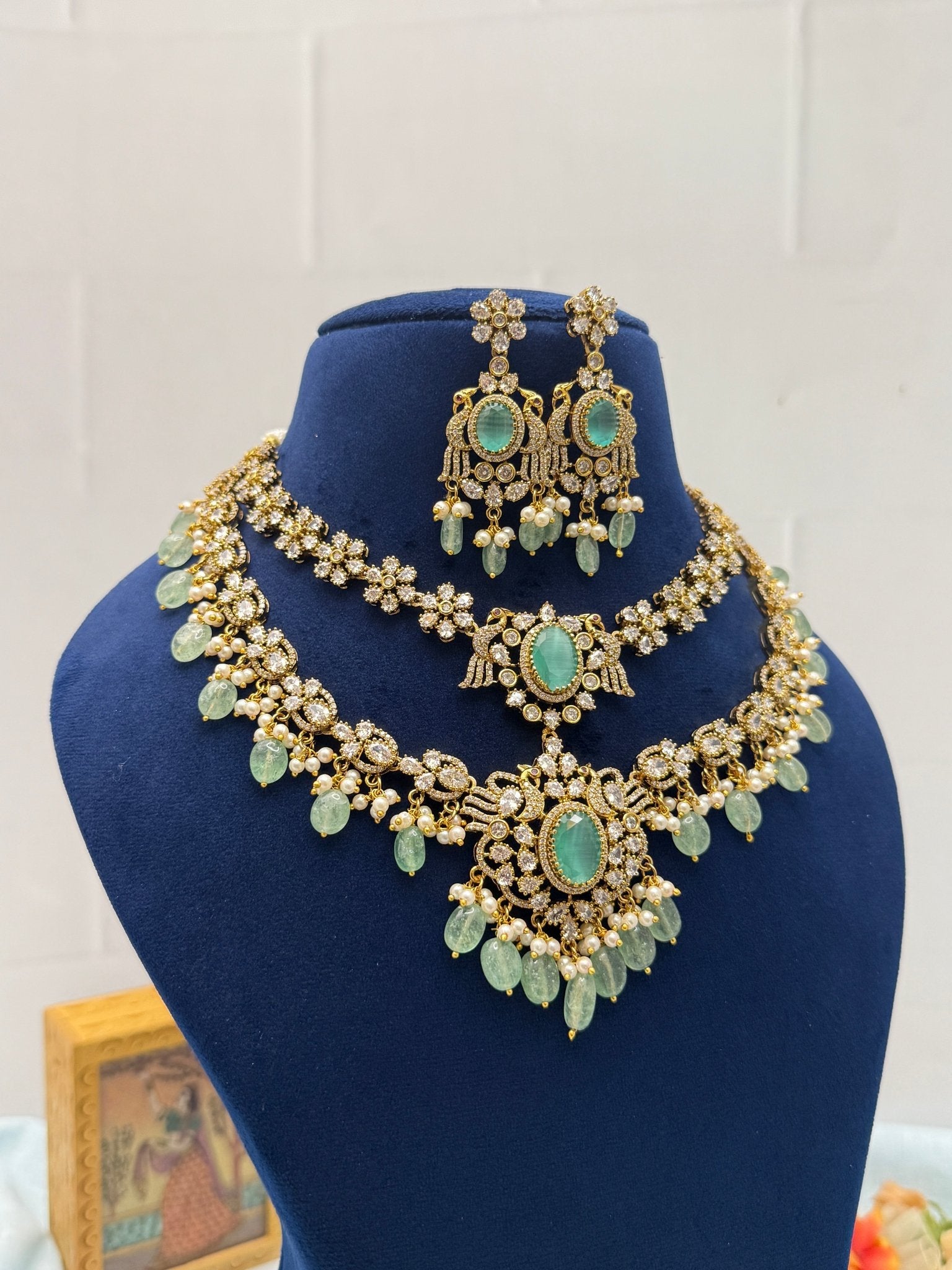 Luxurious Stone Necklace 437 - Mahilas