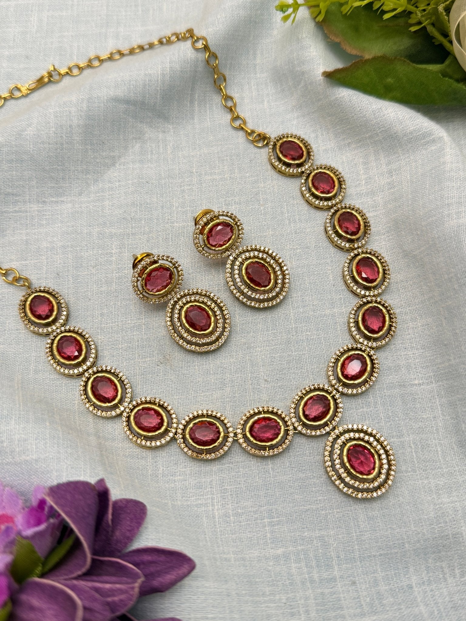 Luxurious Stone Necklace Set 656 - Mahilas
