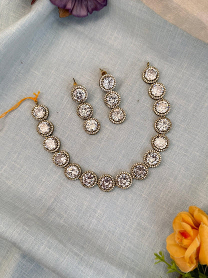 Luxurious Stone Short Necklace Set 467 - Mahilas