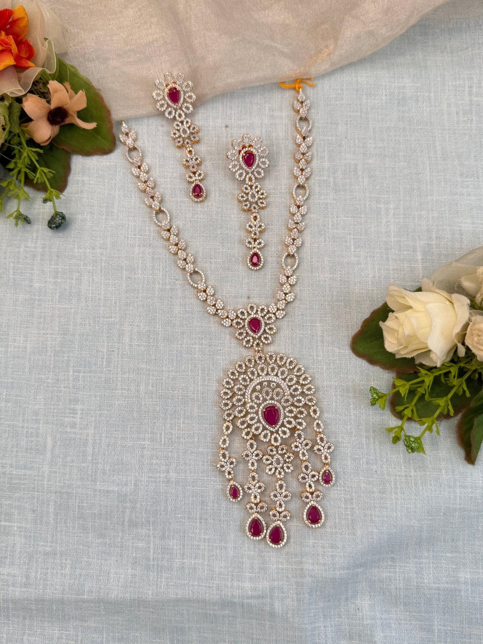Luxurious Stone Short Necklace Set 549 - Mahilas