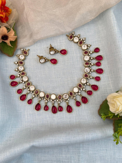 Luxurious Stone Short Necklace Set 551 - Mahilas