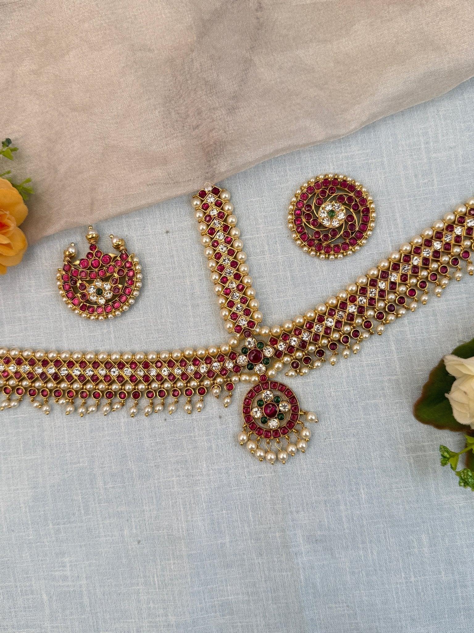 Luxurious Temple Maang Tikka Surya Chandra Set 018 - Mahilas