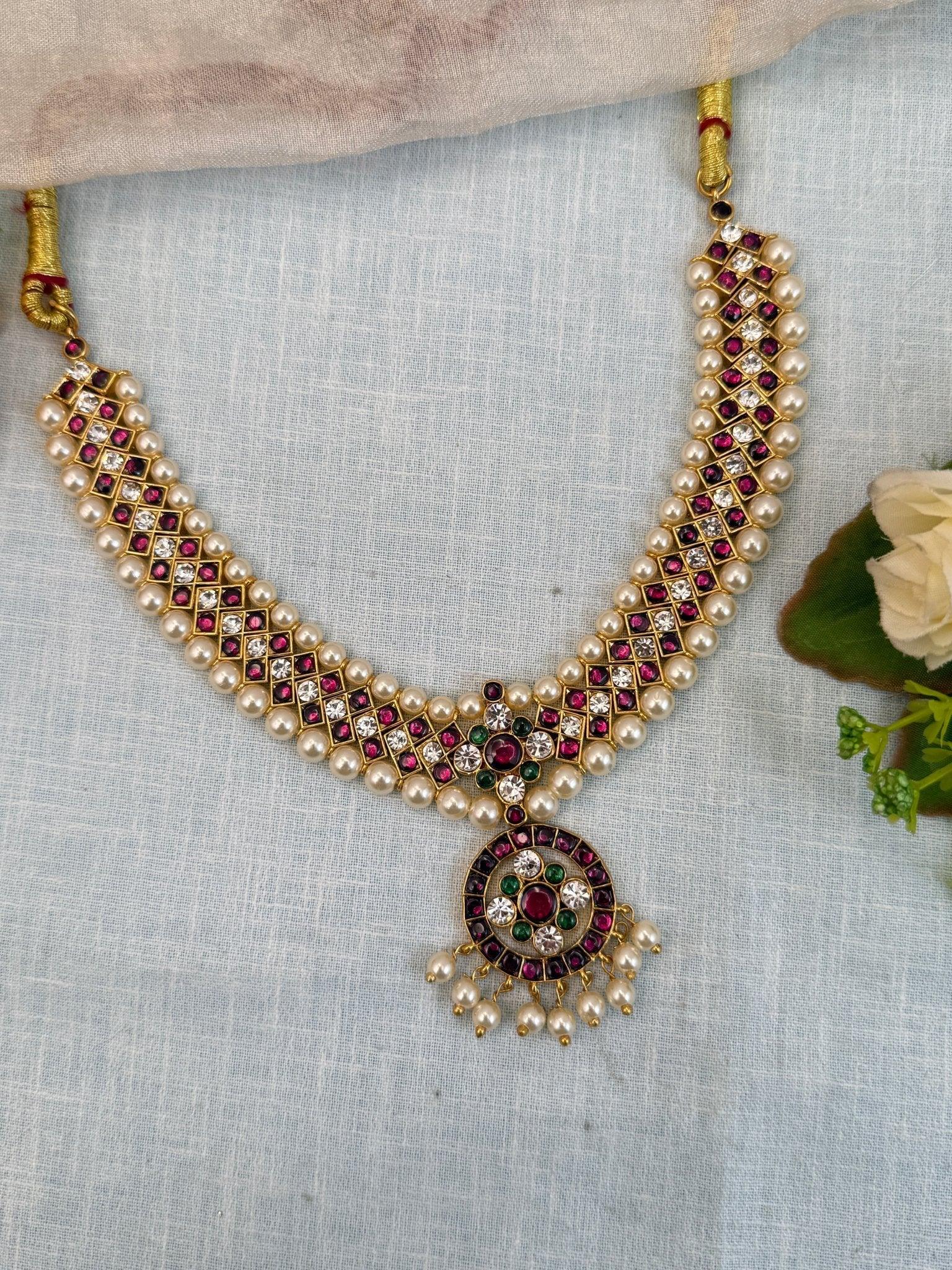 Luxurious Temple Short Brass Necklace Set 015 - Mahilas