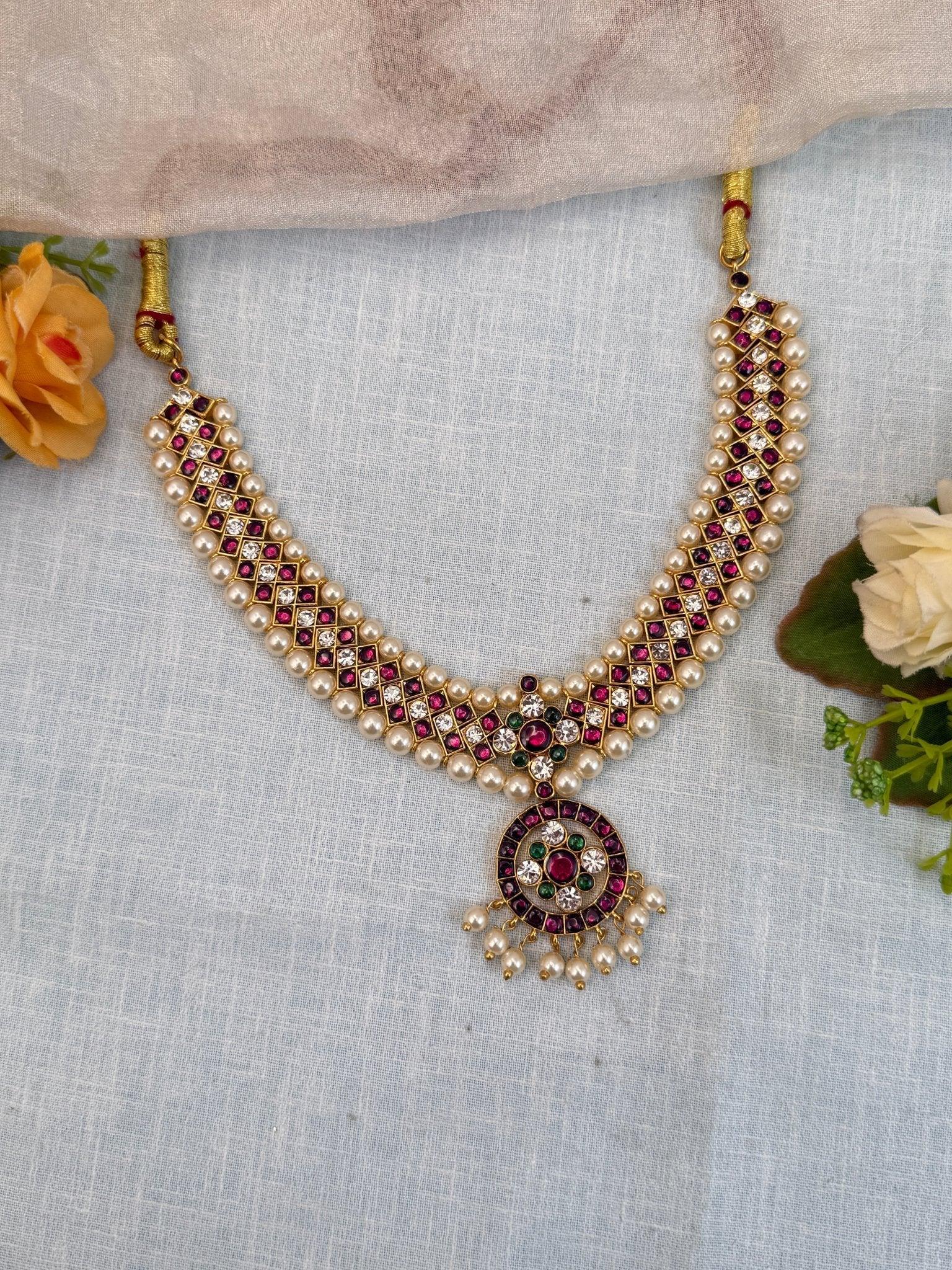 Luxurious Temple Short Brass Necklace Set 015 - Mahilas