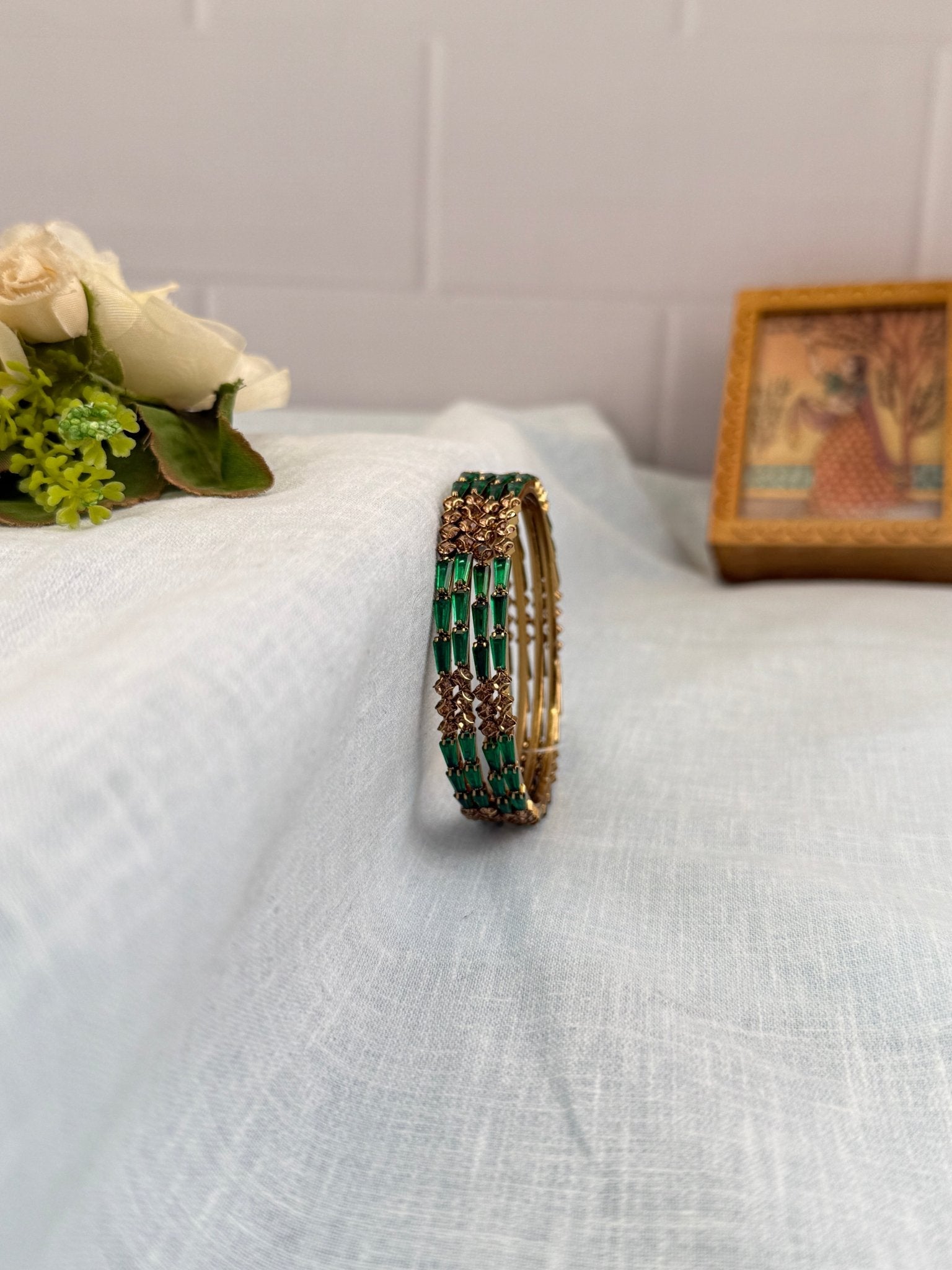 Luxurious Victorian Antique Stone Bangles 7005 - 10 Colors - Mahilas